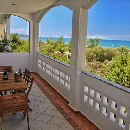 Casa Martina Seafront Daire